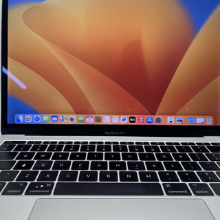 Apple MacBook Pro 2017 13-Inch Core i5 256GB SSD Silver Laptop