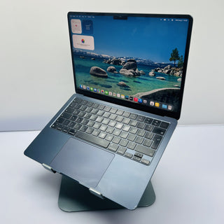 Apple MacBook Air 2022 13-inch M2 256GB SSD Midnight Laptop