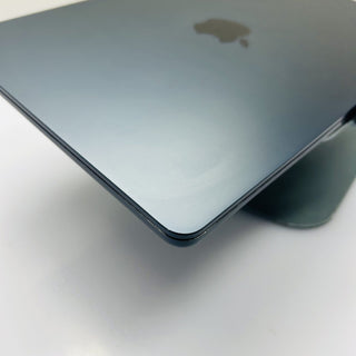 Apple MacBook Air 2022 13-inch M2 256GB SSD Midnight Laptop